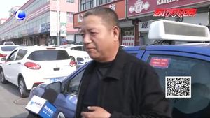 跟著大車誤闖紅燈太冤？請(qǐng)保持車距安全駕駛