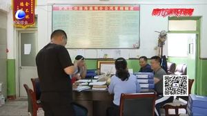 交管部門(mén)加強(qiáng)客運(yùn)企業(yè)安全檢查