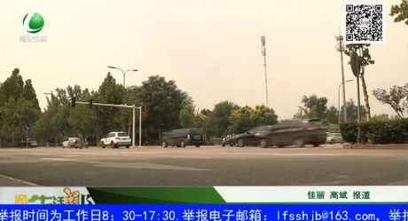 丁字路口信號(hào)燈不亮 市民出行不方便