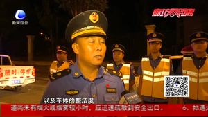 市城市管理綜合執(zhí)法局開展渣土車夜查行動