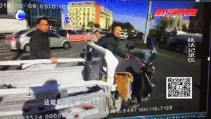 交警部門對燃油 電動三（四）輪車違法行為開罰單