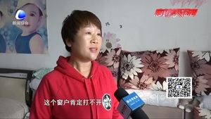 小區(qū)前開啟“看海模式” 臭水突襲誰來處理