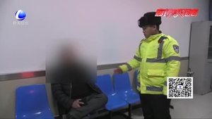 市交警支隊(duì)開展夜查統(tǒng)一行動 打擊重點(diǎn)路段重點(diǎn)交通違法