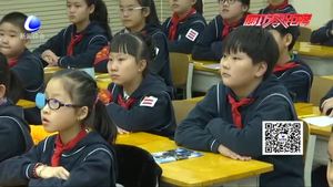 家長請鐘點(diǎn)工打掃教室？老師建議：應(yīng)為孩子補(bǔ)上勞動(dòng)這一刻