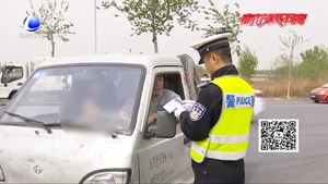 零距離?交通：市交警部門開展農(nóng)村道路交通秩序整治行動(dòng)