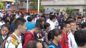 今年我司高考共報(bào)名考生30017人