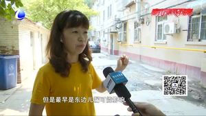 零距離·熱線：單元門口污水井堵塞 污水外溢臭氣熏天