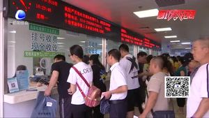 新版醫(yī)保藥品目錄發(fā)布 市民期待切實(shí)減輕百姓負(fù)擔(dān)