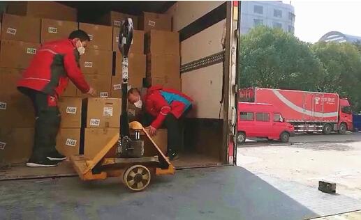 市場斷貨優(yōu)先捐贈 安利捐贈價值1100萬元防疫物資