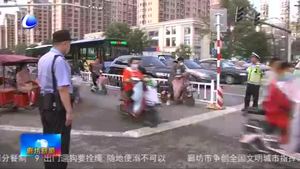 楊燕偉現(xiàn)場(chǎng)調(diào)度爭(zhēng)創(chuàng)全國(guó)文明城市工作