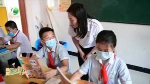 【教師節(jié) 致敬老師】市第十七小學(xué)教師李秀潔：浸潤(rùn)書香 用閱讀燃起孩子學(xué)習(xí)熱情