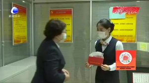 不一樣的年味 一樣的鄉(xiāng)情 我們?cè)诶确灰黄疬^年