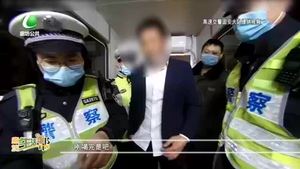 高速交警嚴查酒駕 一晚上連查三起
