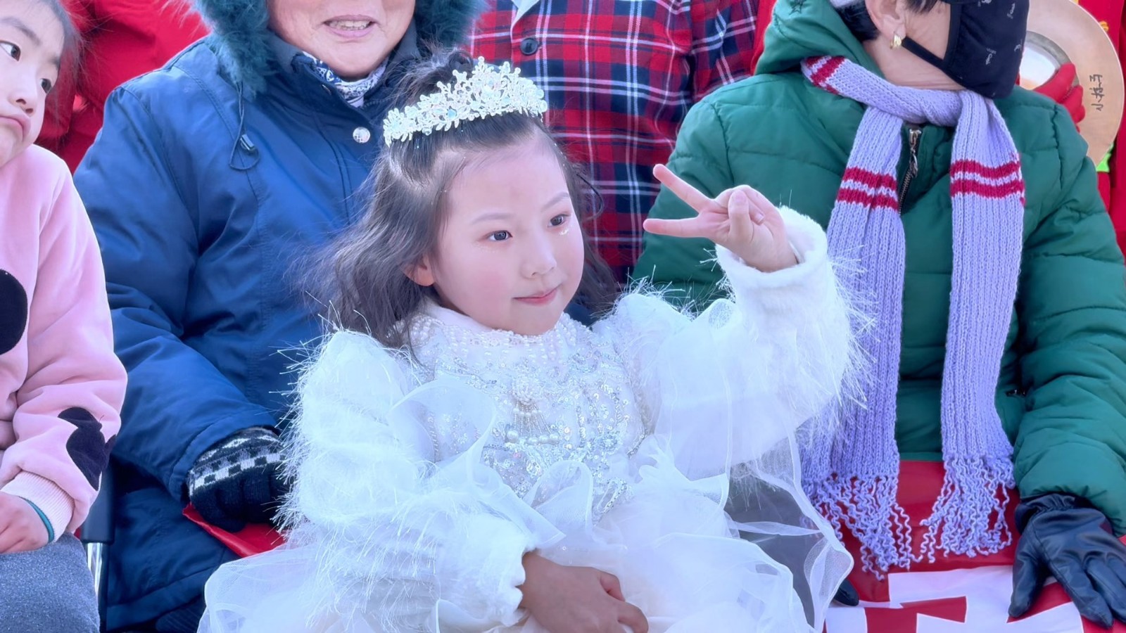 【年味廊坊優(yōu)秀作品展播】鄉(xiāng)村晚會笑語揚(yáng)